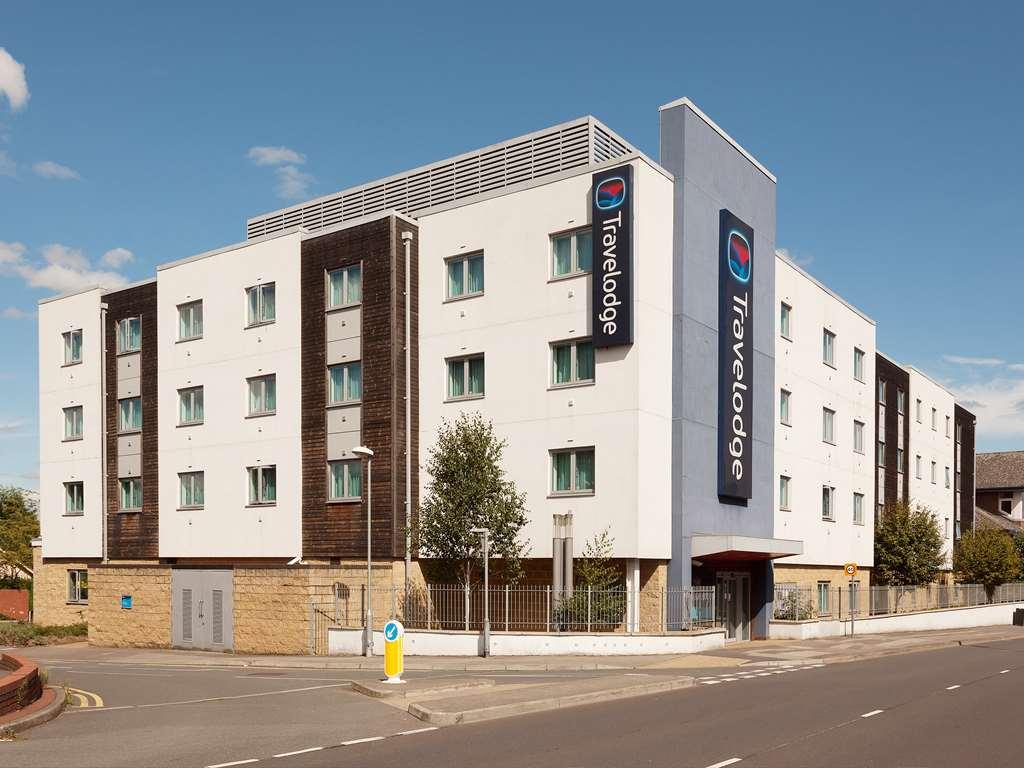 Travelodge Bracknell Central Bagian luar foto