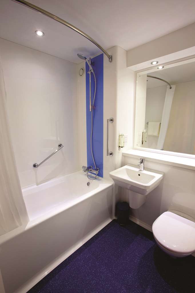 Travelodge Bracknell Central Ruang foto